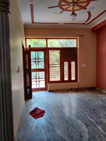 Bedroom in 2.5 BHK Builder Floor at Sector 23 – for Rent