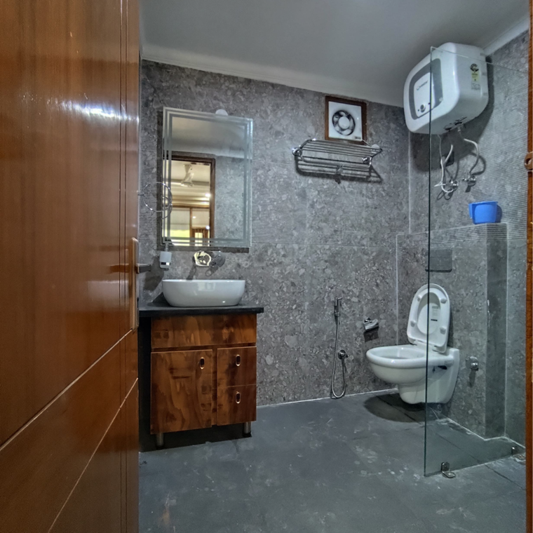 Bathroom, kishangarh 3 Bedroom 1220 Sq.Ft. Builder Floor In Kishangarh Delhi 9155244