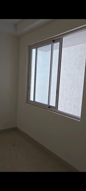 Room in 3 BHK Apartment at Aurobindo The Regent, Kondapur – for Sale