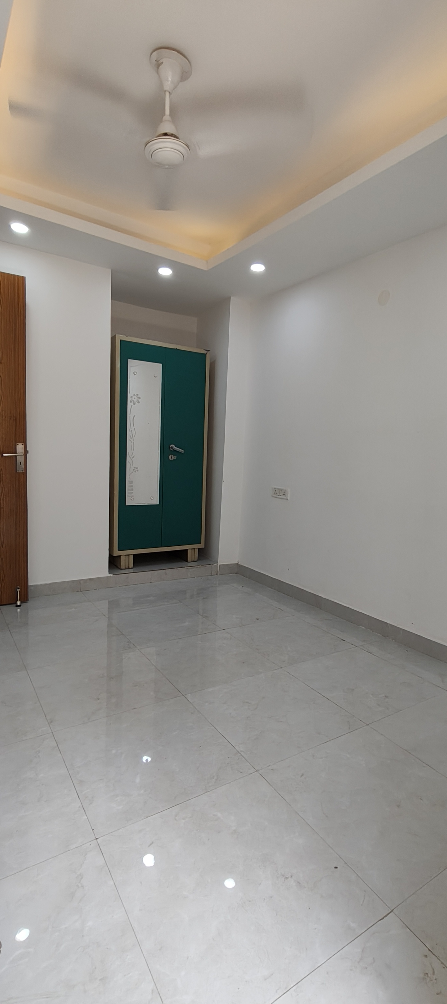 2 BHK Builder Floor For Rent in Chhatarpur 