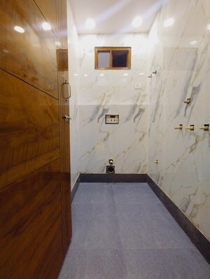 Bathroom in 3 BHK Independent House at Uttam Nagar West – for Sale