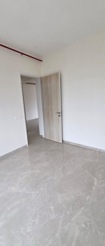 Room in 2 BHK Apartment at Matunga West – for Rent