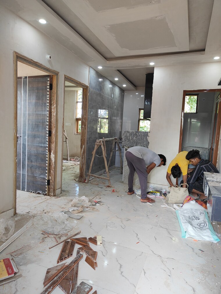 Room, hill-apartments 2 Bedroom 68 Sq.Mt. Apartment In Rohini Sector 13 Delhi 9155385