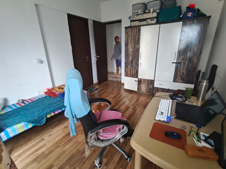 Bedroom, wadhwa-elite 3 Bedroom 1300 Sq.Ft. Apartment In Kolshet Road Thane 9155398