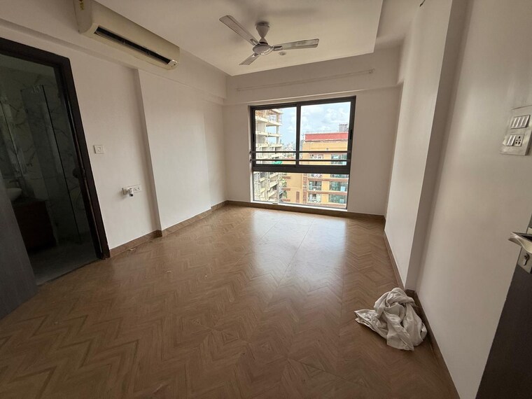 Bedroom, supreme-corner-view 2 Bedroom 785 Sq.Ft. Apartment In Bandra West Mumbai 9155409