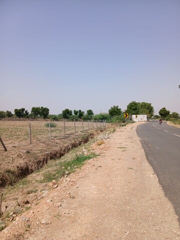  Plot For Rent in Old Rajinder Nagar