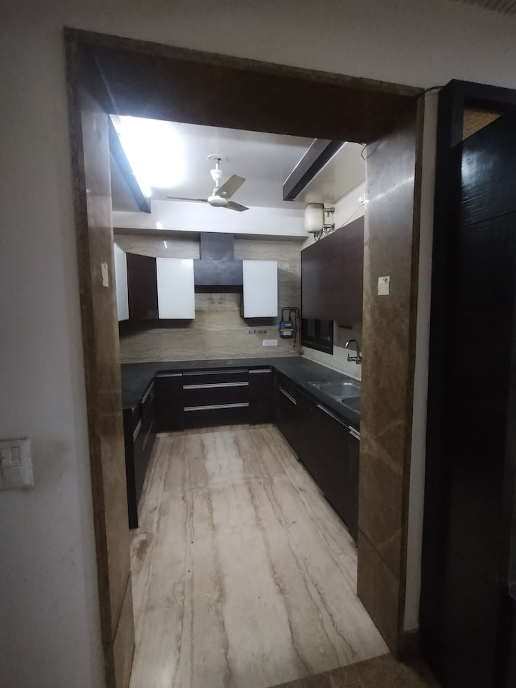 Kitchen/pantry, state-bank-colony-block-2-mandal-town 4 Bedroom 2160 Sq.Ft. Builder Floor In Gujranwala Town Delhi 9155424