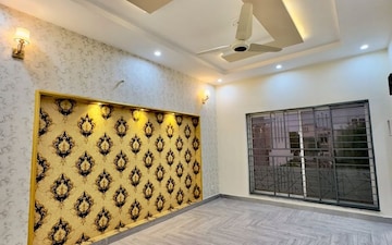 2 BHK Apartment For Rent in Navjeevan Society, Chembur