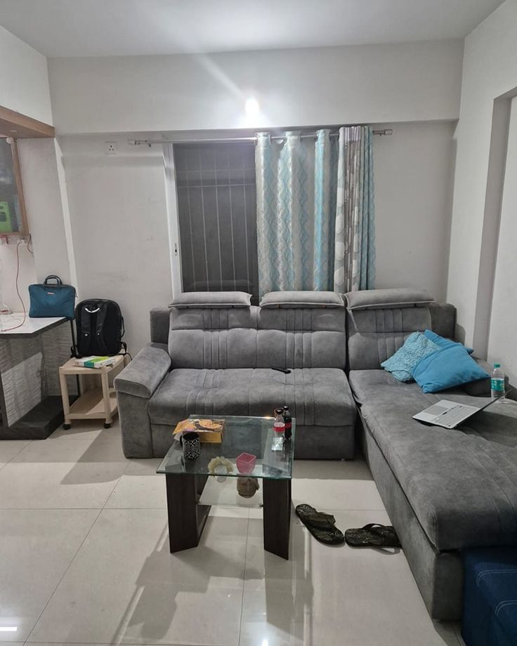 2 BHK Apartment For Sale in Sindhi Society