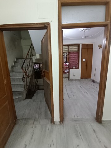 2.5 BHK Builder Floor For Sale in Govindpuri