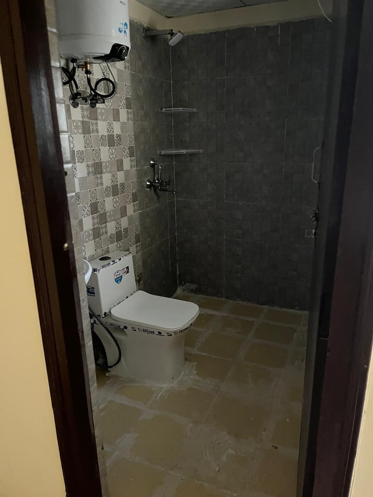 Bathroom, gardenia-gateway 3 Bedroom 1700 Sq.Ft. Apartment In Sector 75 Noida 9155481