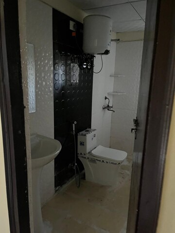 Bathroom in 3 BHK Apartment at Gardenia Gateway, Sector 75 – for Sale
