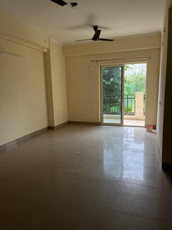 3 BHK + Pooja Room Apartment For Sale in Gardenia Gateway