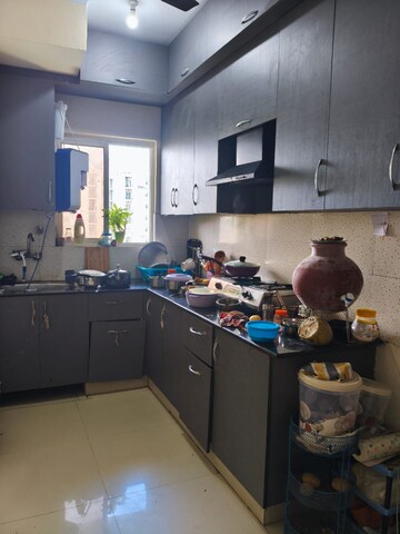 Team Area in 3 BHK Apartment at Futec Gateway, Sector 75 – for Sale