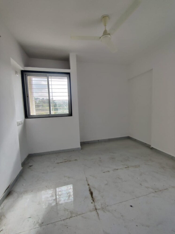 Room, chandrangan-square 2 Bedroom 970 Sq.Ft. Apartment In Dhankawadi Pune 9155489