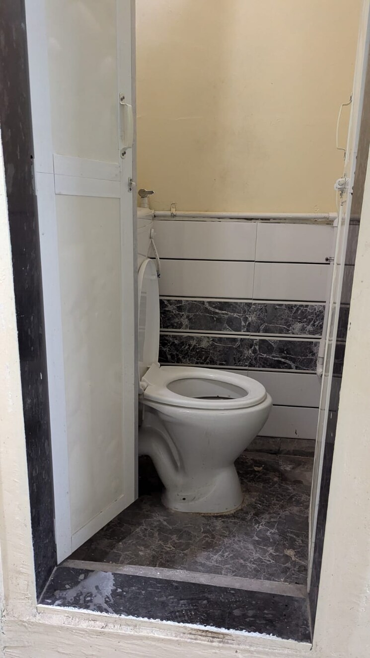 Bathroom, sai-vihar-dhankawadi 1 Bedroom 630 Sq.Ft. Apartment In Dhankawadi Pune 9155492