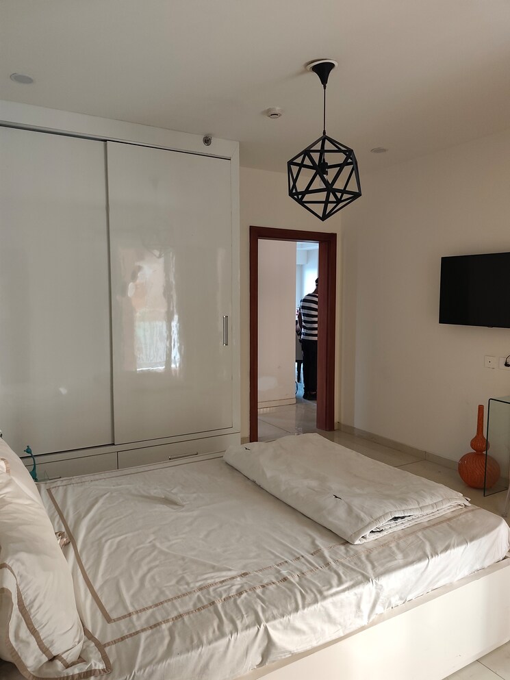 Bedroom, rishita-manhattan 5 Bedroom 2650 Sq.Ft. Apartment In Gomti Nagar Lucknow 9155497