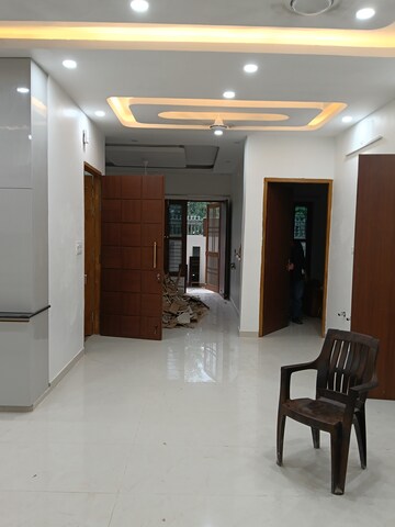 Living Room in  Office Space at Gomti Nagar – for Rent