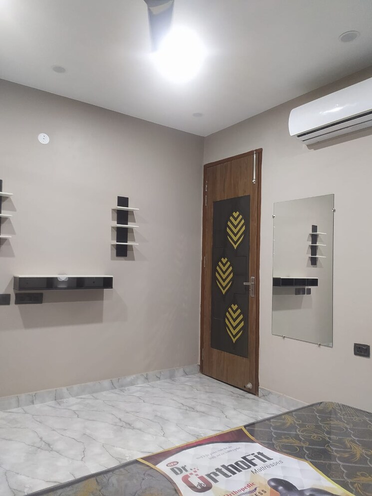 Room, rwa-apartments-sector-41 3 Bedroom 1700 Sq.Ft. Builder Floor In Sector 41 Noida 9155527