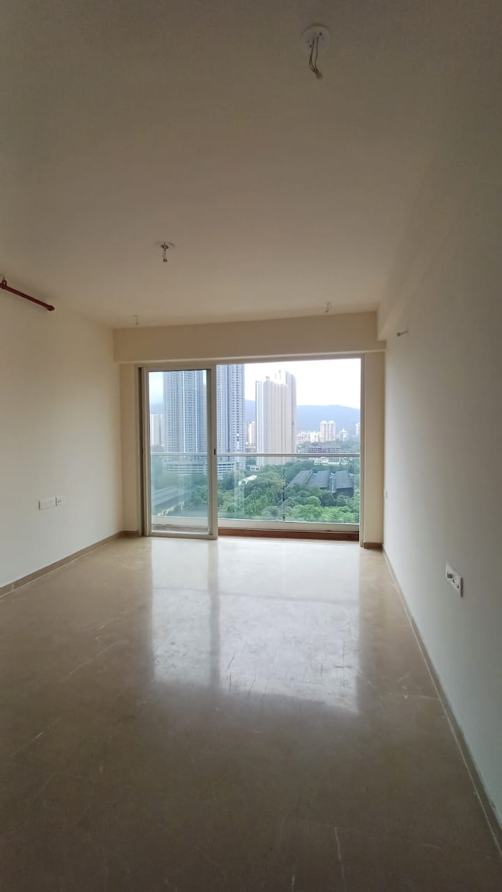 2 BHK + Extra Room Apartment For Rent in One Indiabulls Thane 1