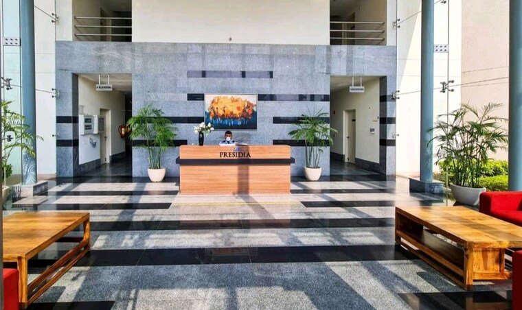 Living Room, pioneer-park-presidia 4 Bedroom 4937 Sq.Ft. Apartment In Sector 62 Gurgaon 9155545