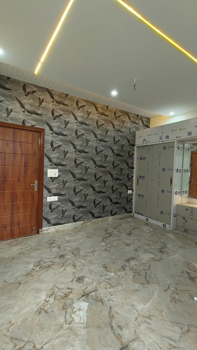 Room, sahastradhara road 2 Bedroom 1050 Sq.Ft. Builder Floor In Sahastradhara Road Dehradun 9155578