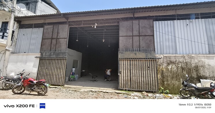 Exterior View, chattarpur Commercial Warehouse 4500 Sq.Yd. In Chattarpur Delhi 9155606