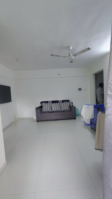 2 BHK Apartment For Rent in High Class Residency, Bavdhan