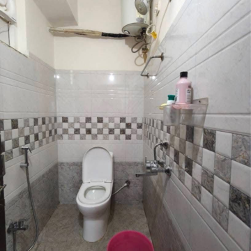 Bathroom in 2 BHK Apartment at Legend Flora Kondapur, Masjid Banda – for Rent