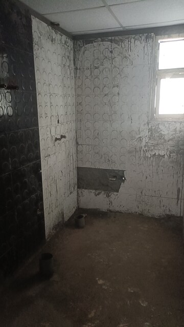 Bathroom in 3 BHK Apartment at Gardenia Gateway, Sector 75 – for Sale