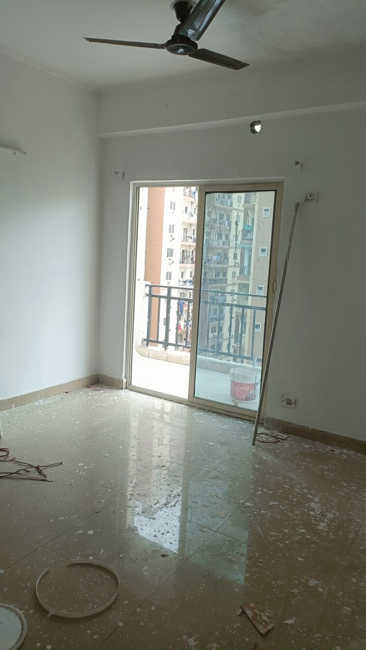 Room, gardenia-gateway 3 Bedroom 1700 Sq.Ft. Apartment In Sector 75 Noida 9155653