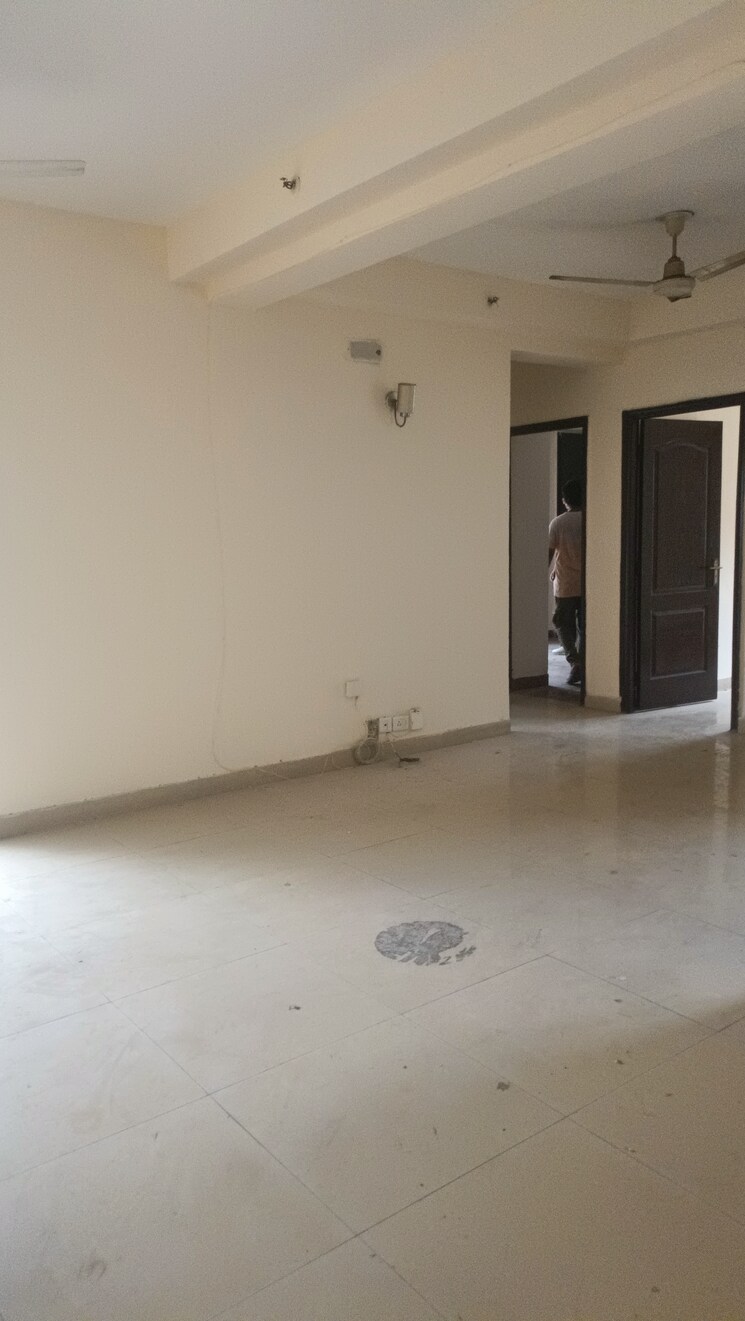 Room, gardenia-gateway 3 Bedroom 1700 Sq.Ft. Apartment In Sector 75 Noida 9155653