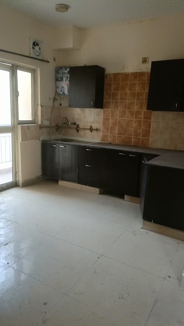 Kitchen in 3 BHK Apartment at Gardenia Golf City, Sector 75 – for Rent