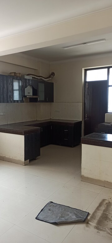 Kitchen in 3 BHK Apartment at The Citizen Apartments, Sector 51 – for Rent