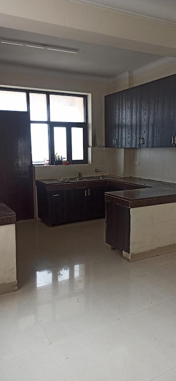 Staircase in 3 BHK Apartment at The Citizen Apartments, Sector 51 – for Rent