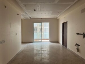 Room in 3 BHK Apartment at Aurobindo Kohinoor, Serilingampally – for Sale