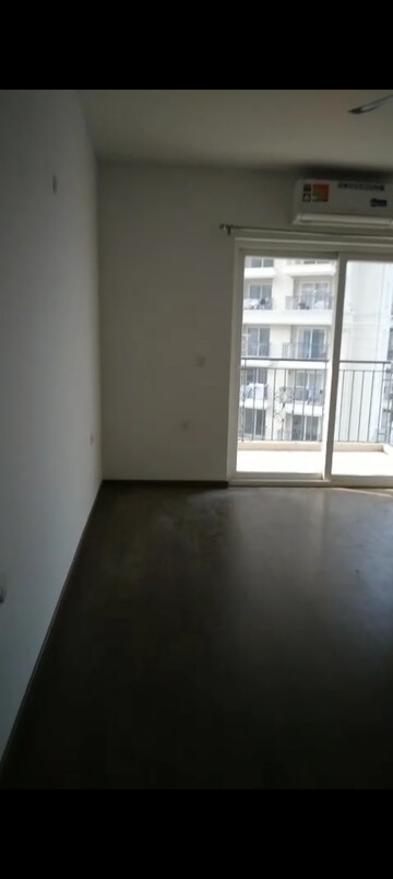 Room in 3 BHK Apartment at ATS Triumph, Sector 104 – for Rent