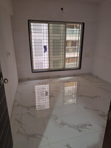 Room in 3 BHK Apartment at Santacruz East – for Rent