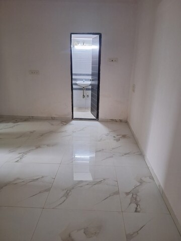 Room in 3 BHK Apartment at Santacruz East – for Rent