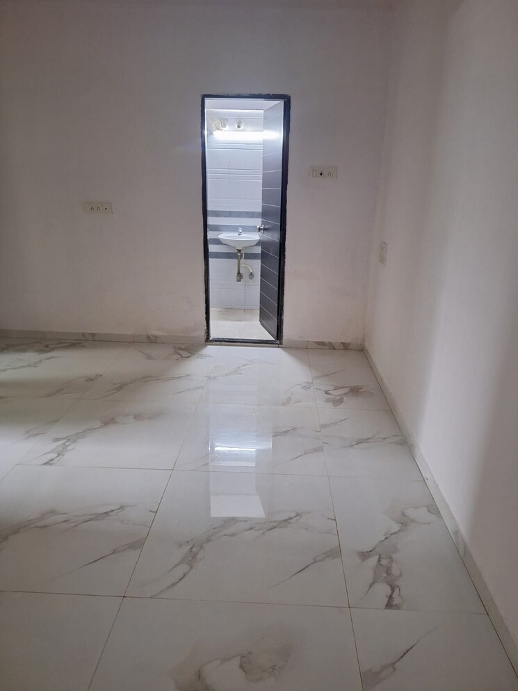 Room, santacruz east 3 Bedroom 1100 Sq.Ft. Apartment In Santacruz East Mumbai 9155720