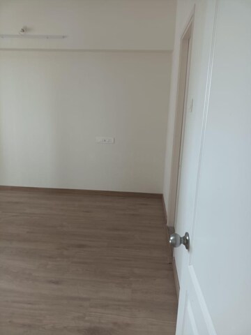 Room in 2 BHK Apartment at Avon Vista, Balewadi – for Rent