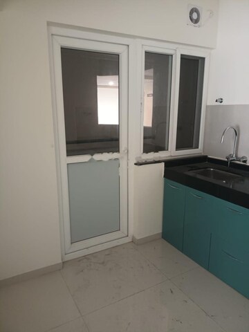 Room in 2 BHK Apartment at Avon Vista, Balewadi – for Rent
