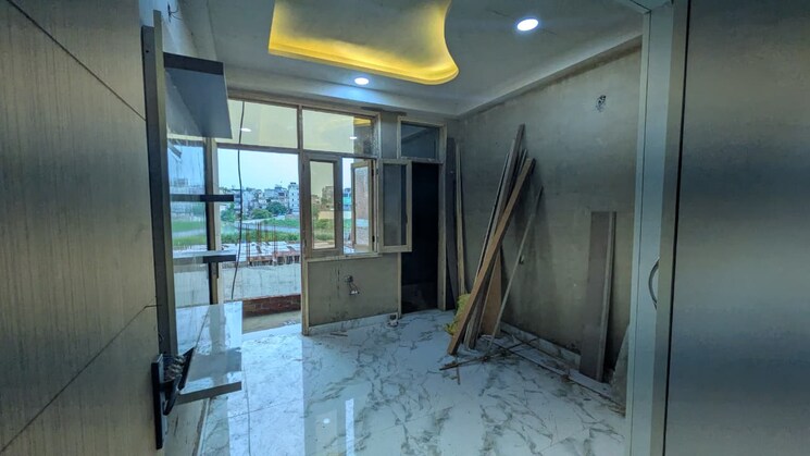 Room, noida central 2 Bedroom 950 Sq.Ft. Builder Floor In Noida Central Noida 9155806