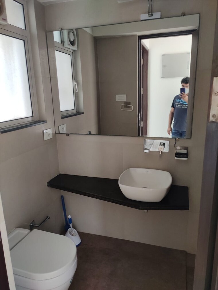 Bathroom, omkar-meridia 3 Bedroom 1002 Sq.Ft. Apartment In Kurla West Mumbai 9155844