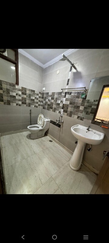 Team Area in 1 RK Builder Floor at Saket – for Rent