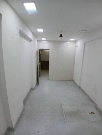 Room in 1 BHK Apartment at Cosmos Regency Kavesar, Kavesar – for Rent