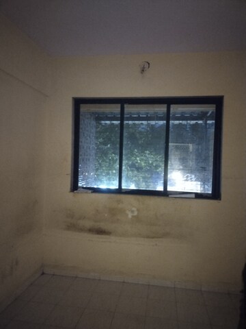 Room in 1 RK Apartment at Angolimala CHS, Kurla East – for Rent