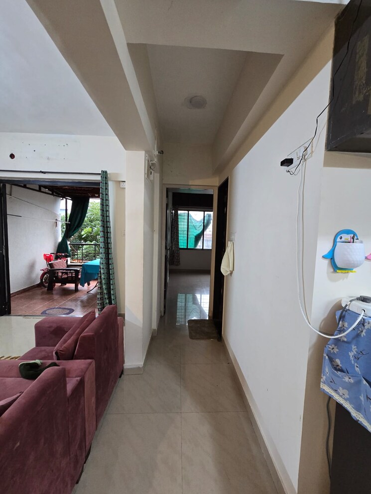  Parking, varanasi-society 1 Bedroom 650 Sq.Ft. Apartment In Warje Pune 9156051