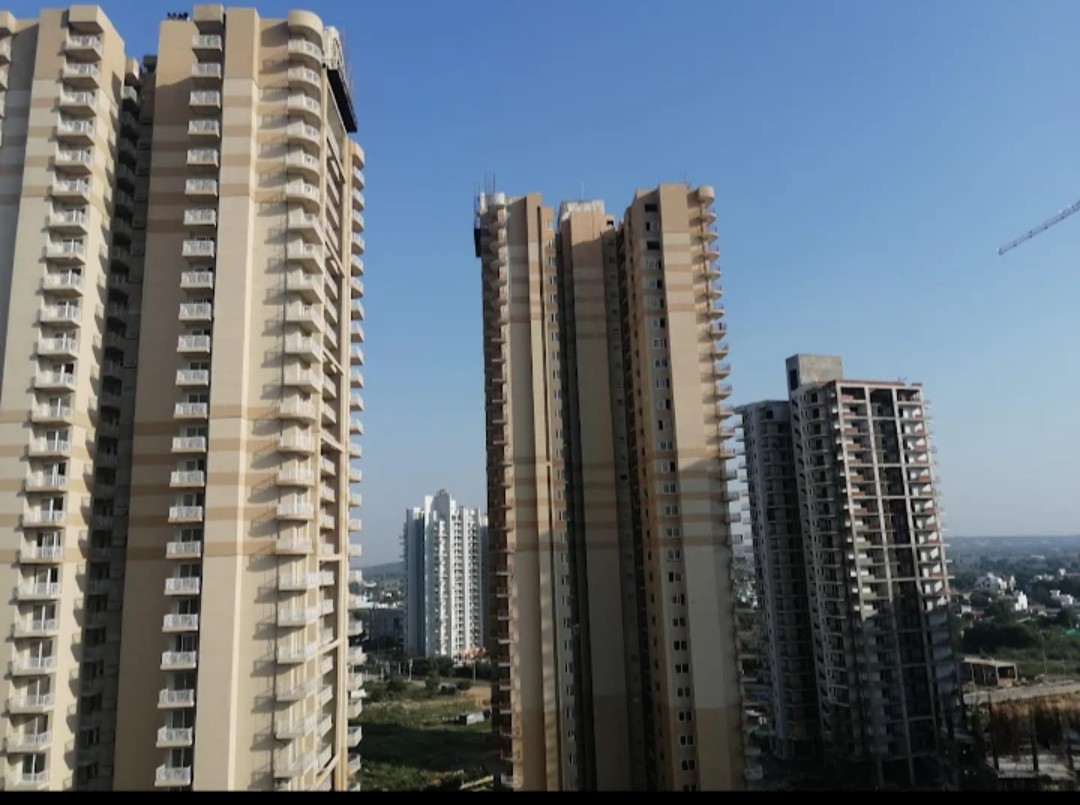 2 BHK Apartment For Sale in Paras Irene