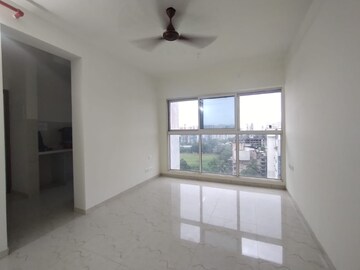 Room in 1 BHK Apartment at Chandak 34 Park Estate, Goregaon West – for Rent